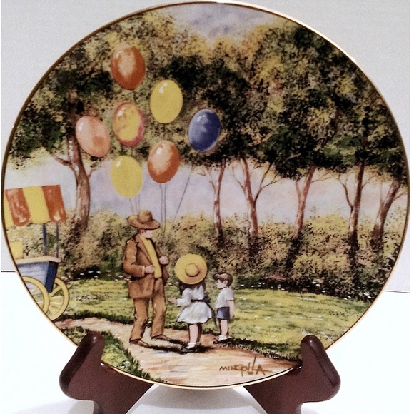 Dominic Mingolla Decorator Plates Set of 2 Plates - Picture 1 of 6